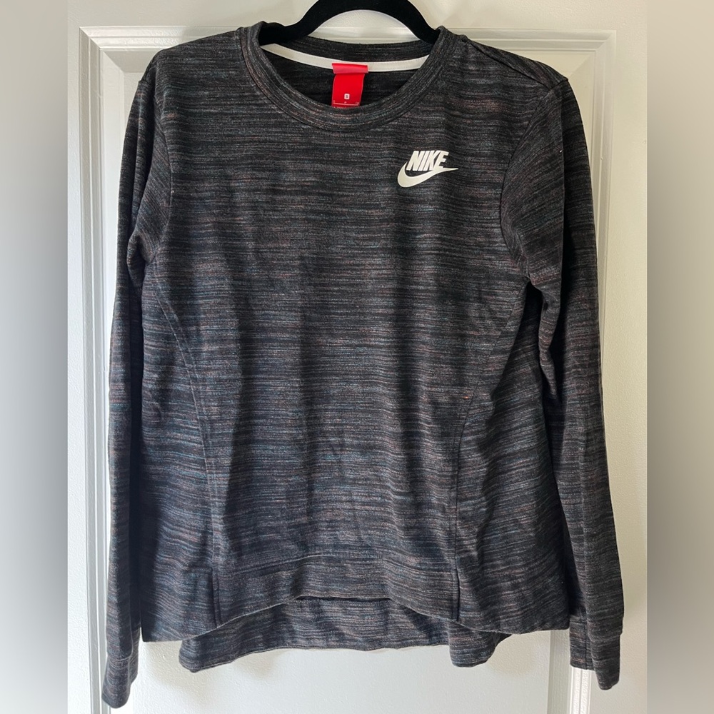 Nike Long Sleeve Pullover - Women’s S